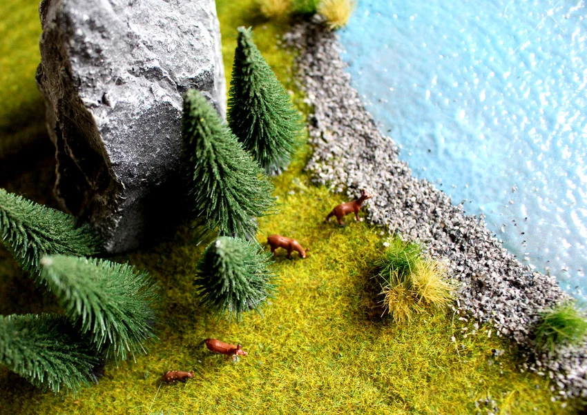 25 arbres de Noël en modèle réduit 3,5 - 9 cm