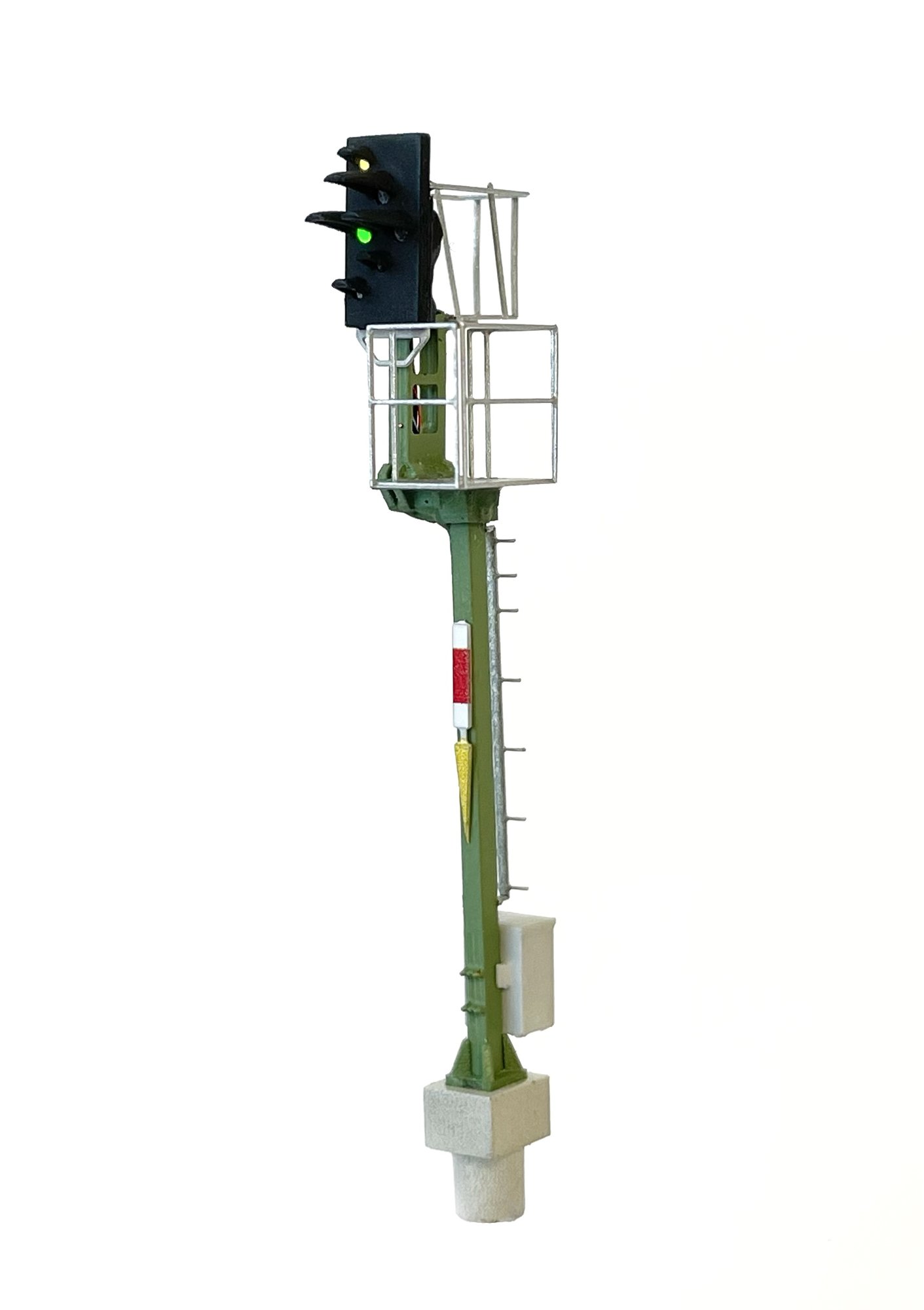 DB - Segnale KS multisezione su palo a mensola con Sh1 e Zs1