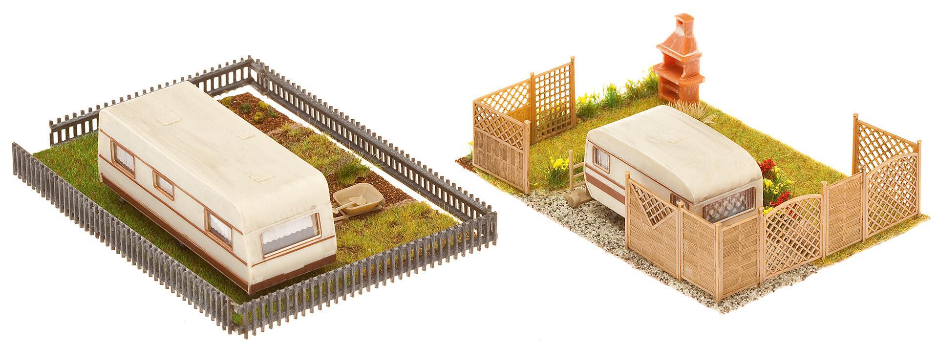 2 Jardins d'ouvrier avec caravane