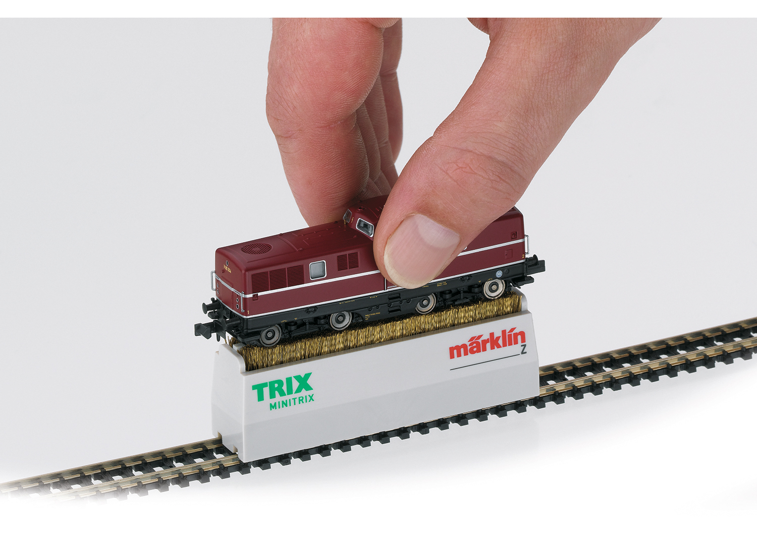 Brosse de nettoyage pour roues de locomotives Minitrix et Z
