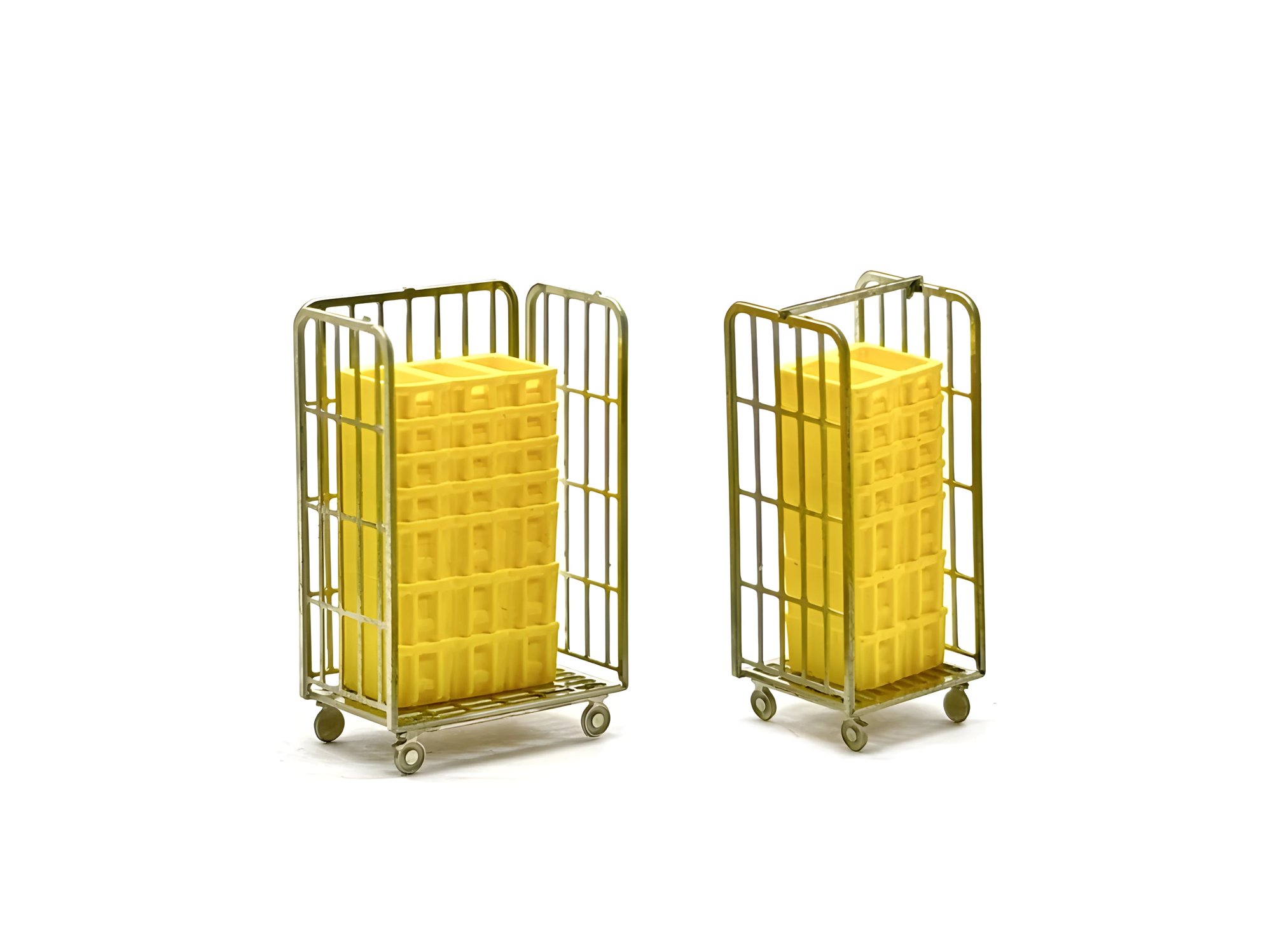 2 chariots à paquets avec bacs à courrier jaunes