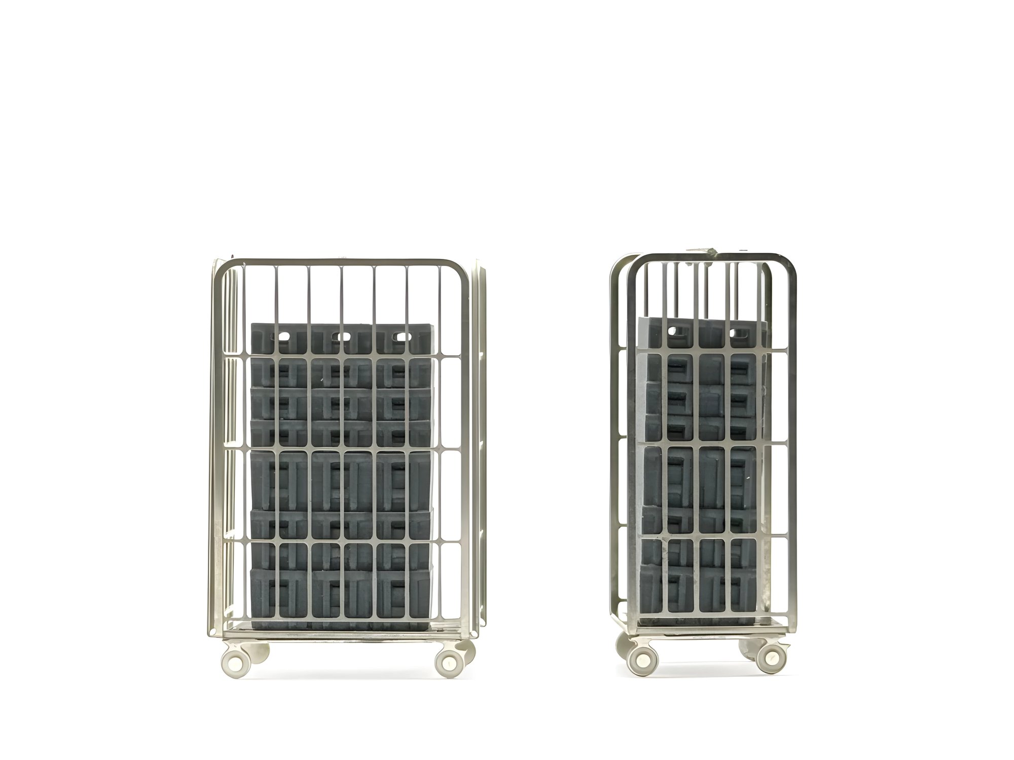 2 chariots à paquets avec bacs à courrier gris