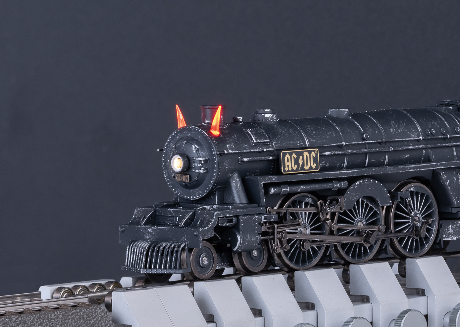 AC/DC Locomotive à vapeur avec tender séparé "Black Ice"