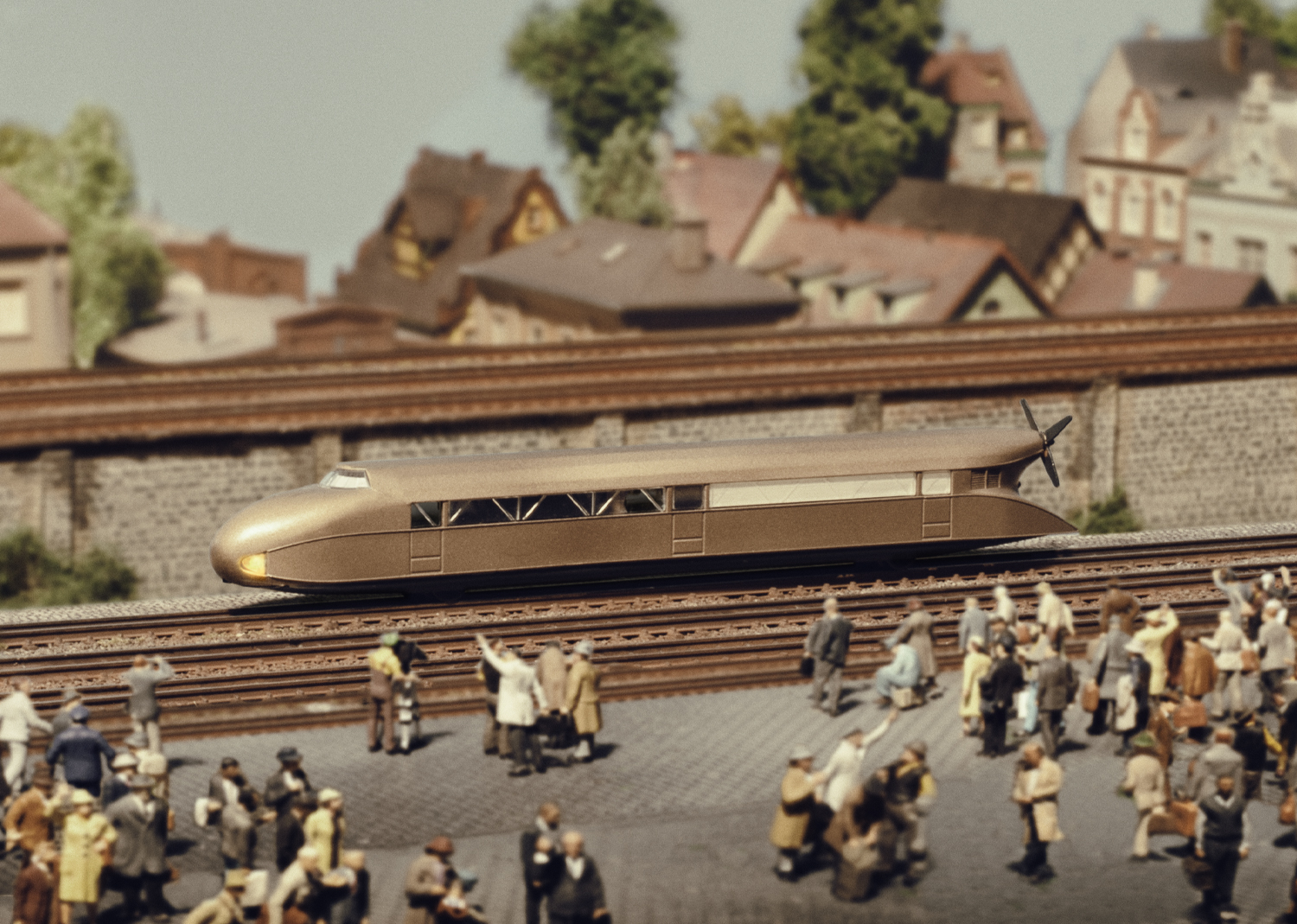 Automotrice à héliceZeppelin sur rails