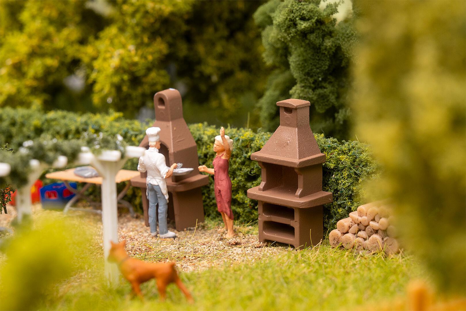 2 Barbecues de jardin