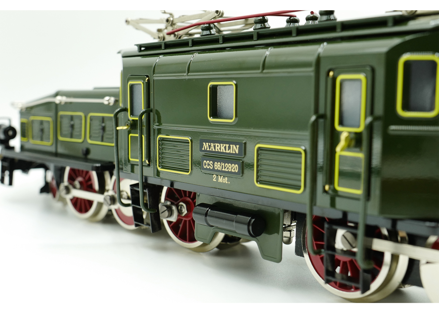 Locomotive électrique réplique CCS 66