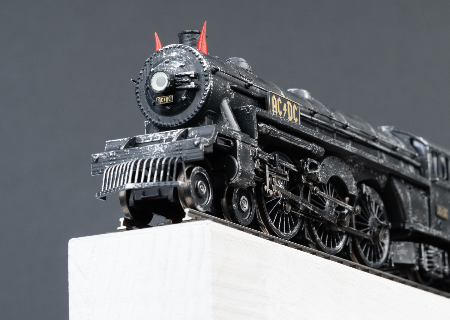 AC/DC Locomotive vapeur à tender séparé "Black Ice"