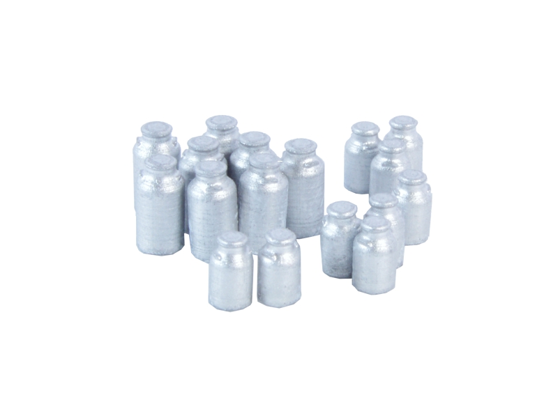 17 bidons de lait
