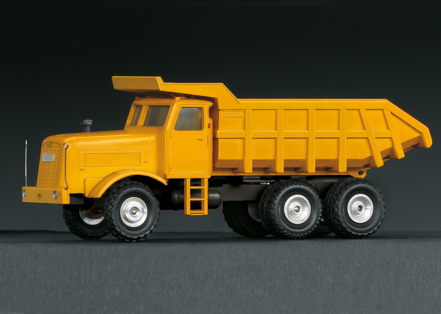 Camion-benne