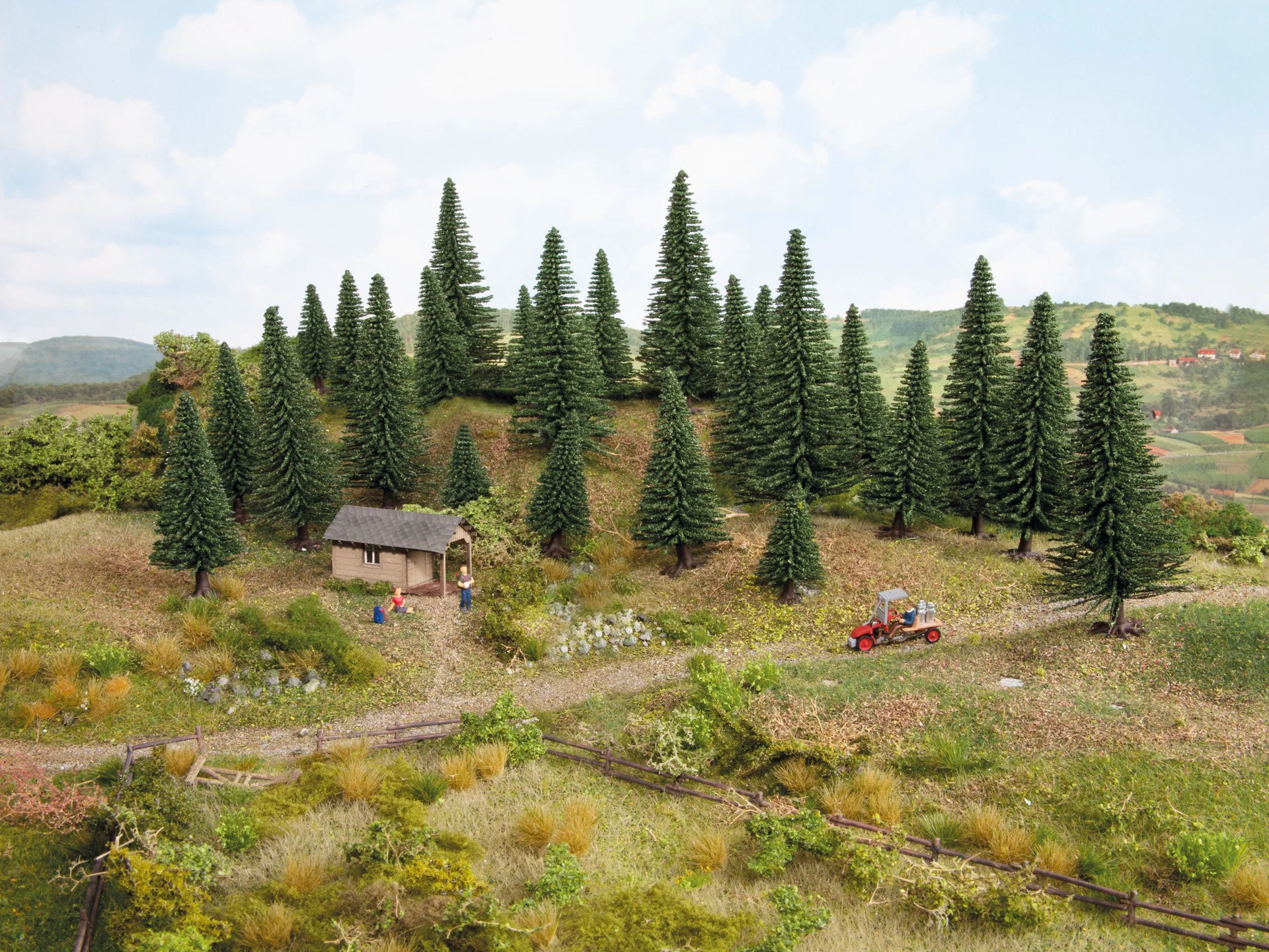 25 arbres de Noël en modèle réduit 3,5 - 9 cm
