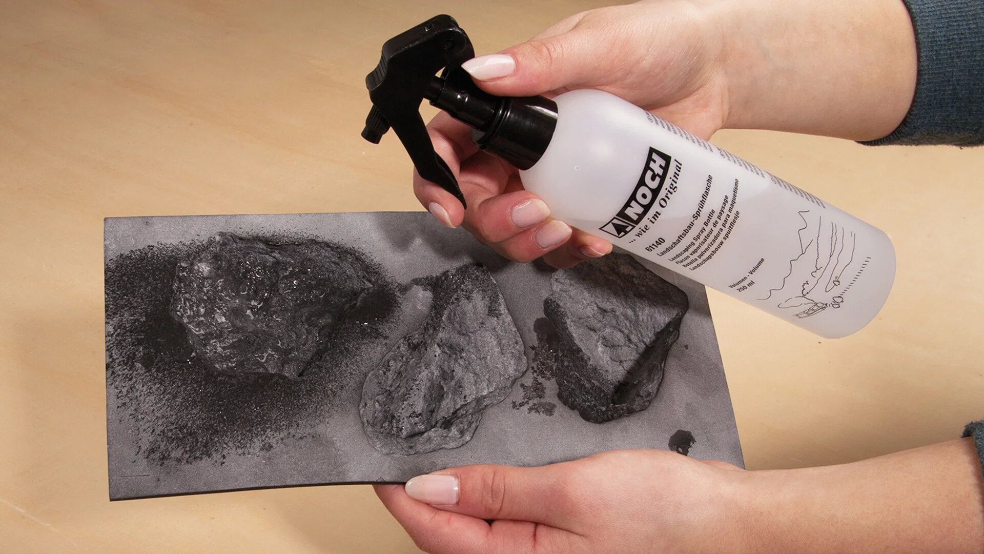 Bouteille pulvérisatrice pour modelage de paysage, vide