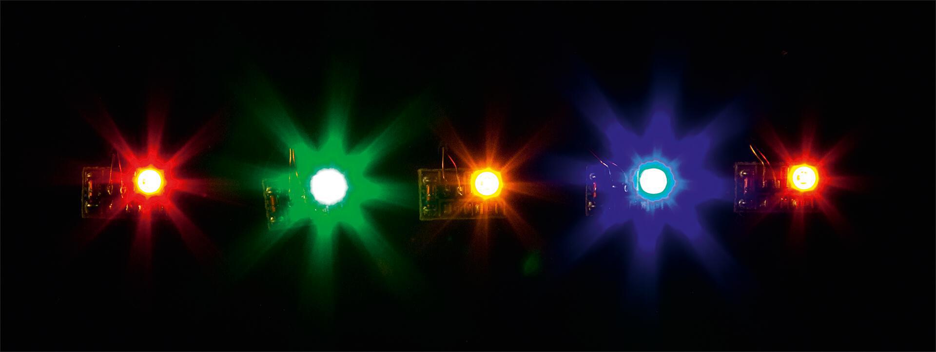 5 LED, en clouleurs differents