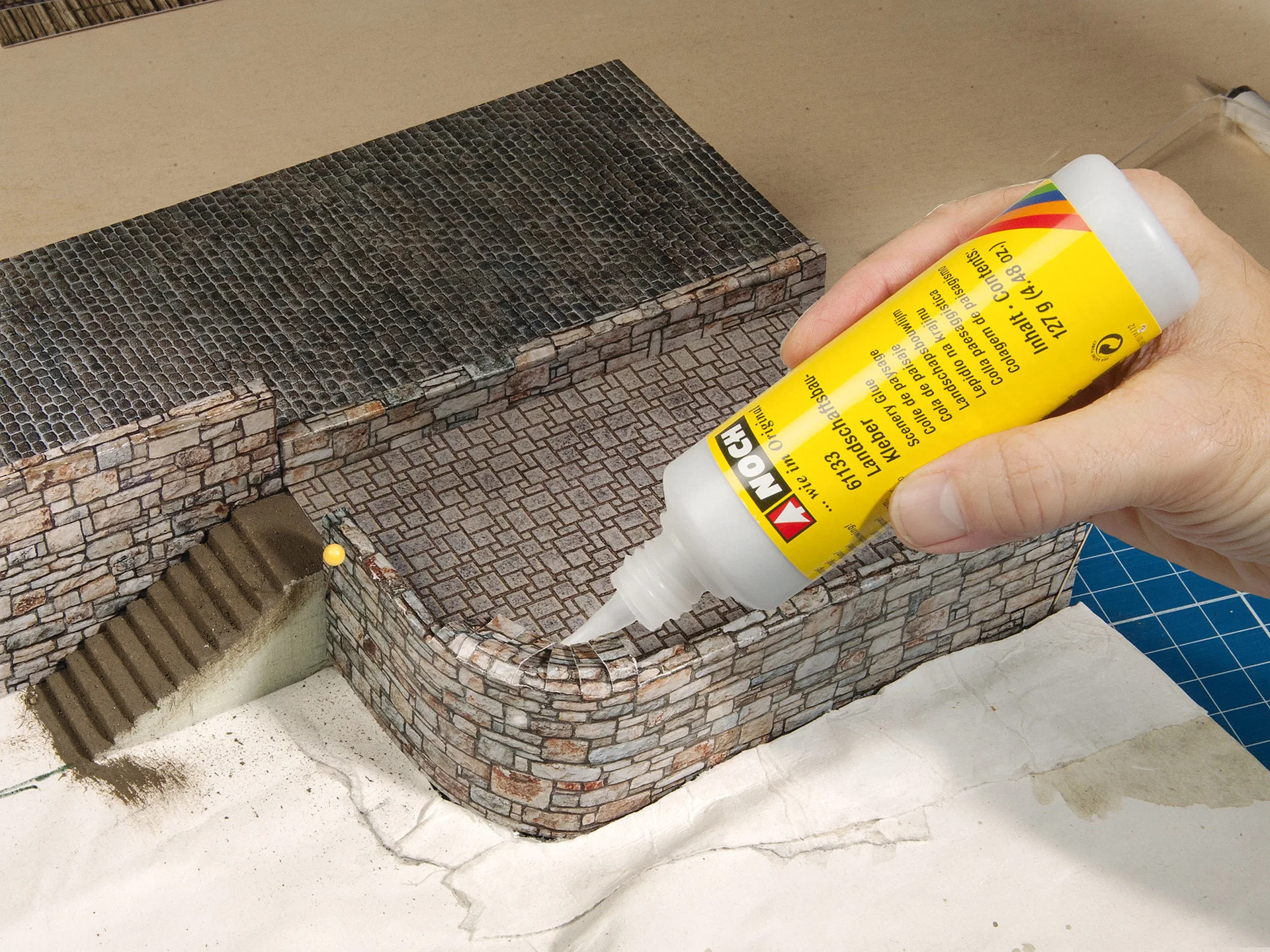 3D-Kartonplatte Bretterwand