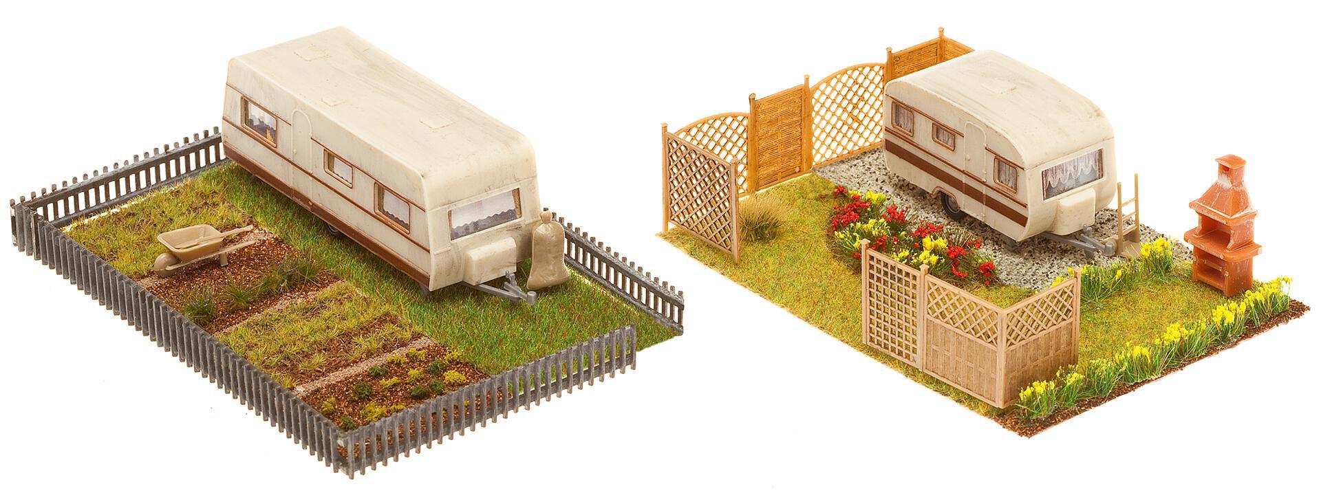 2 Jardins d'ouvrier avec caravane