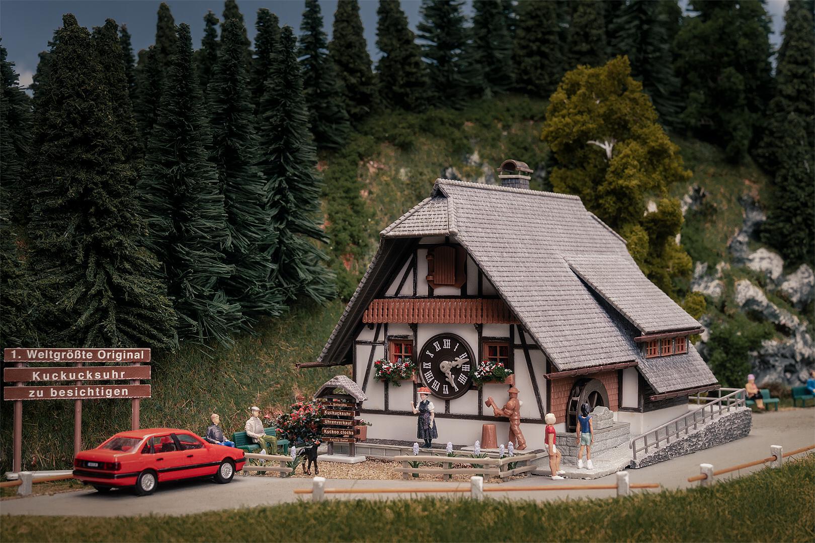 1st world's largest cuckoo clock with figure Anniversary model
