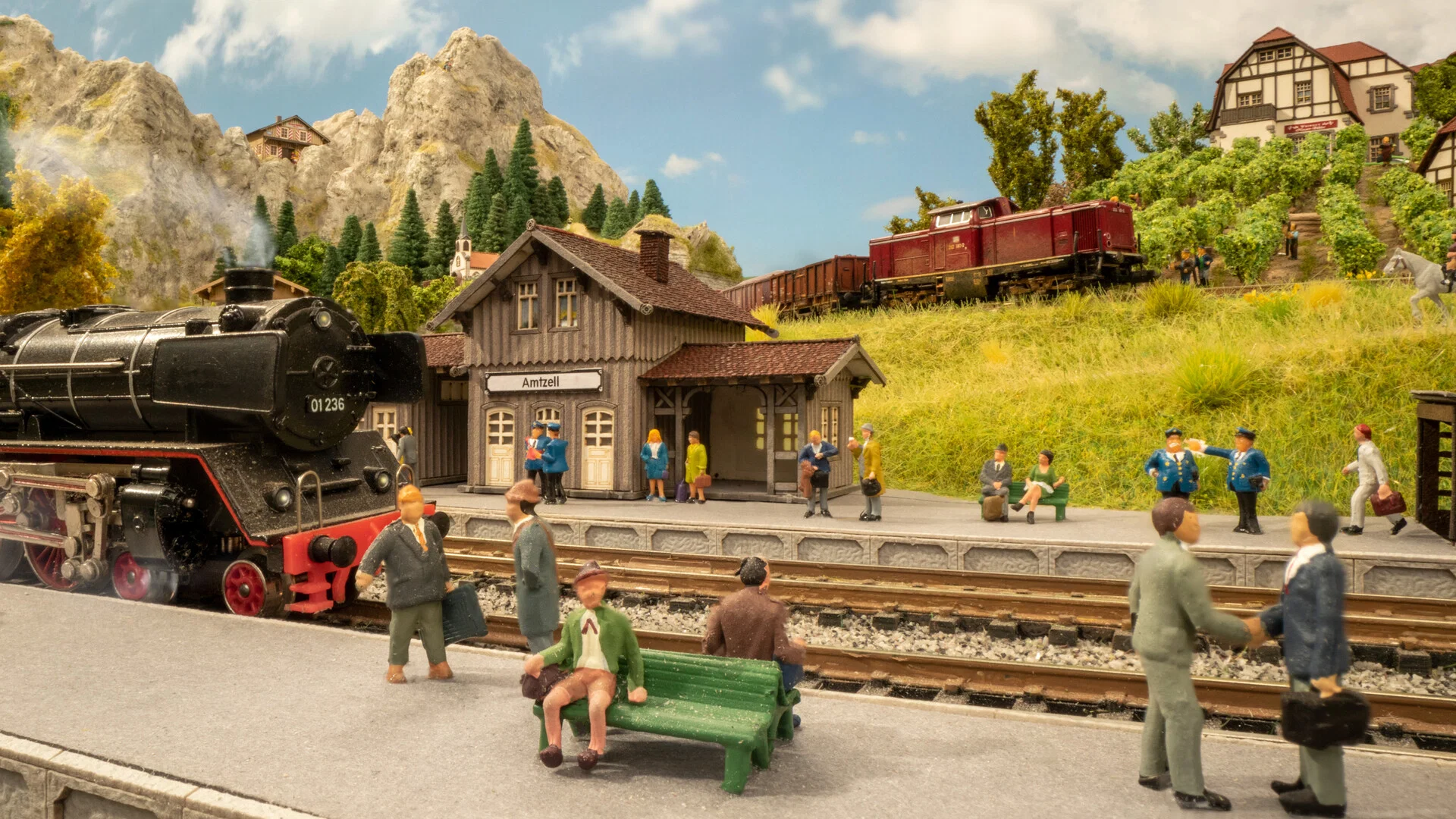 easy TRACK  Railway Route Kit "Mittelberg"